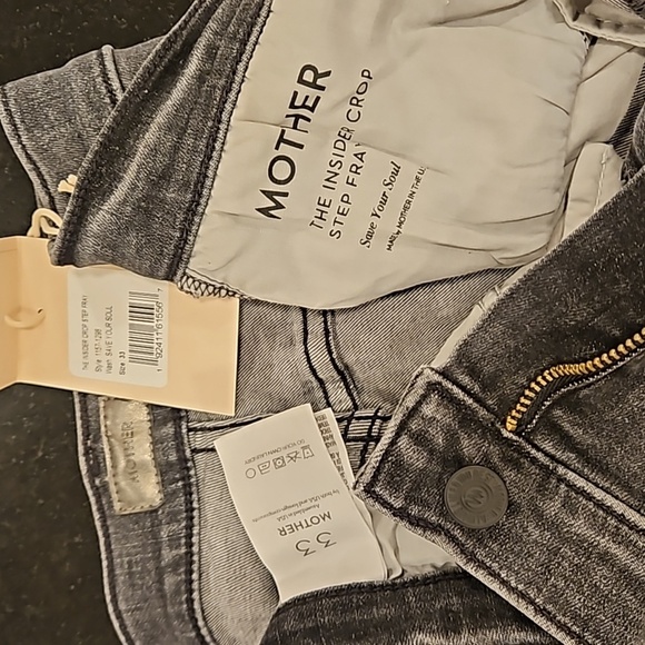 💕MOTHER💕 The Insider Crop Step Fray Jeans ~ Save Your Soul 33 NWT - Picture 16 of 16